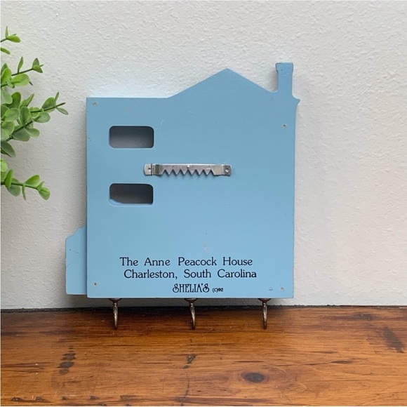 Vintage | The Anne Peacock House Key Hook - Picture 8 of 15